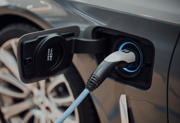 Magnetic field assisted high-capacity durable anode and cathode materials for Li-ion battery