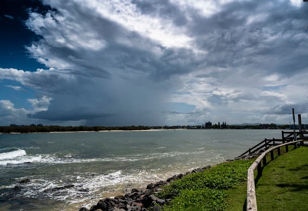 Monitoring and prediction of Indian Monsoon in climate change scenario using novel onset , progress and withdrawal criteria based on network science