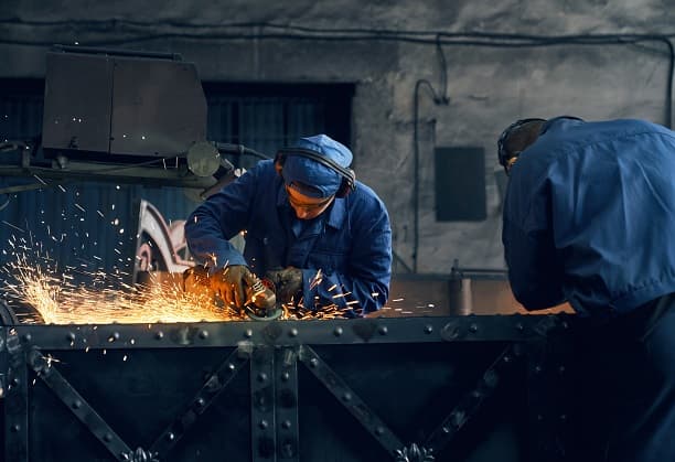Crossfyre - An IT enabled platform for design and fabrication of open source technologies