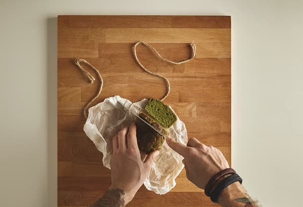 Plant fibre reinforced biodegradable polymer substitutes for packaging