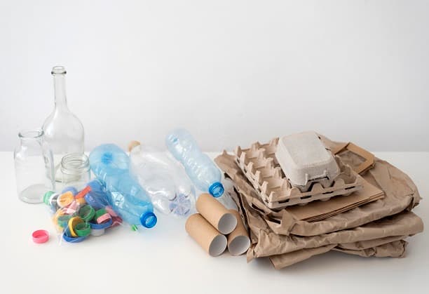 Green design approaches to circularity with recycled plastics and natural materials 